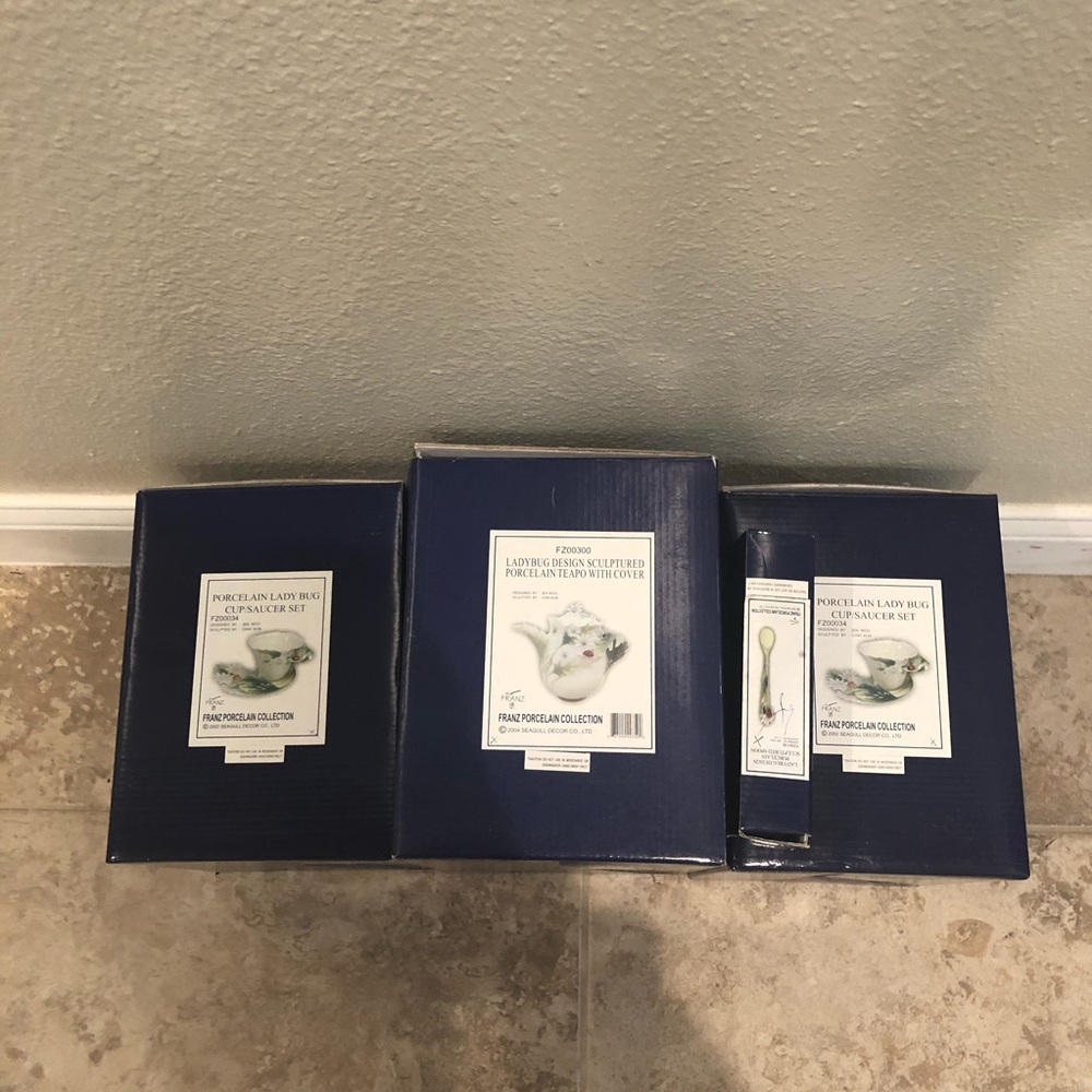 Franz Porcelain tea set collection